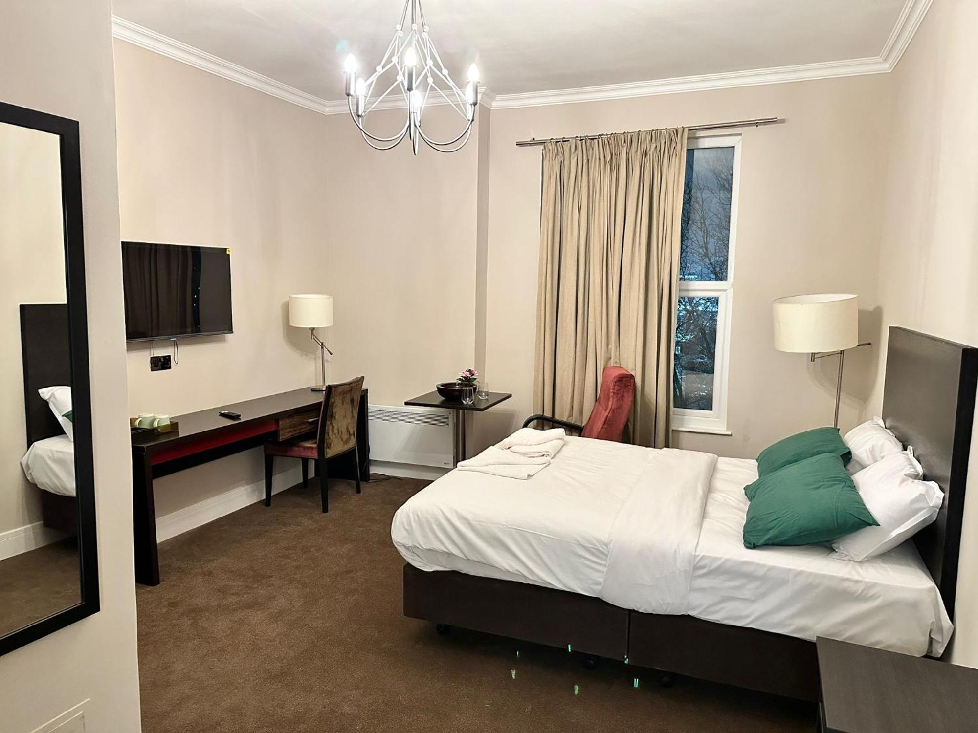 Green Ariana Hotel - Near Wembley And Central Londyn Zewnętrze zdjęcie